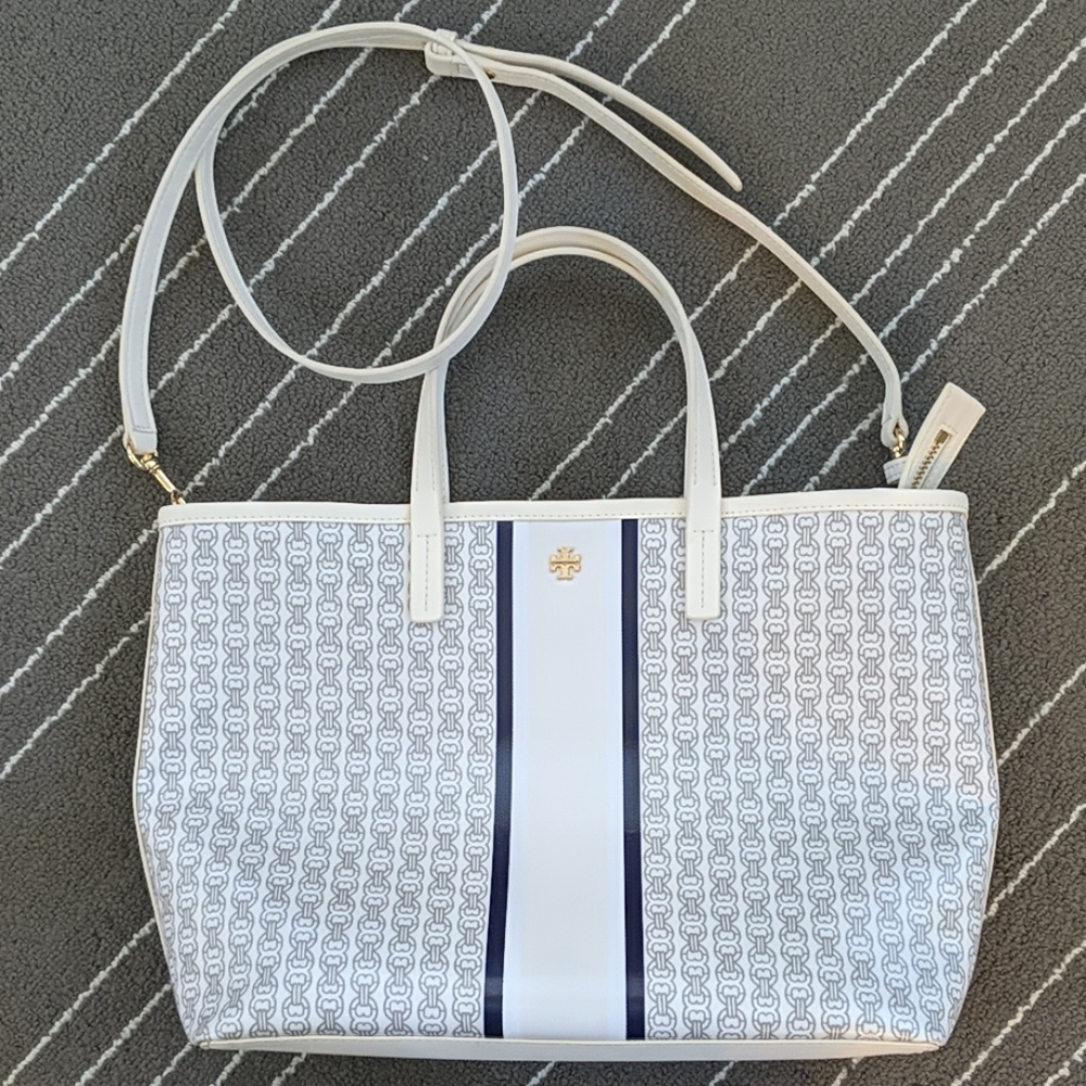 NWOT ToryBurch Gemini Link Coated Canvas Tote